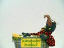 The Muppet Show ~ Gonzo & The Bath of 'Pudding' ?