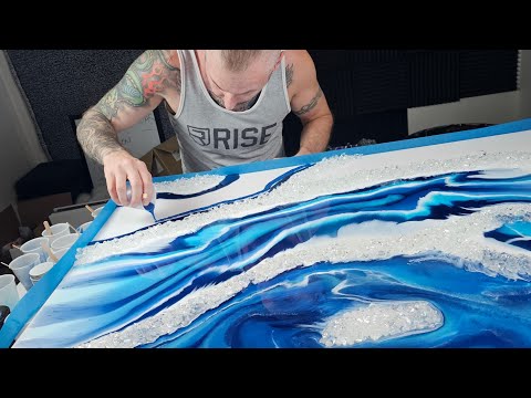 It’s looking AMAZING!! Acrylic Pouring and Fluid Art at Home!