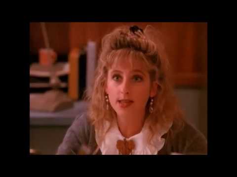 "What's going on here?" scene from Twin Peaks (1990)