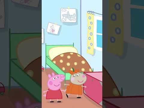 Peppa Pig & Suzy Sheep Trial Funny Costumes from the Dress up Box #shorts