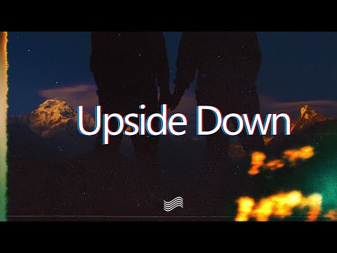 Romy Wave - Upside Down (Lyrics)