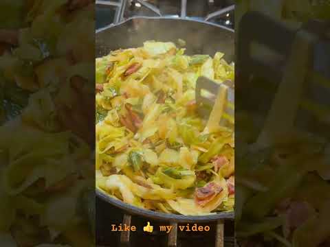 Smothered Cajun Cabbage with Applewood Bacon       Remember to Subscribe