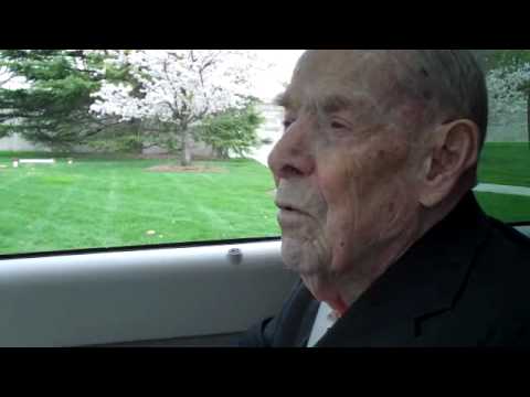 Col. Roy (age 96)  LIVE at Arlington National Cemetary: Glorious