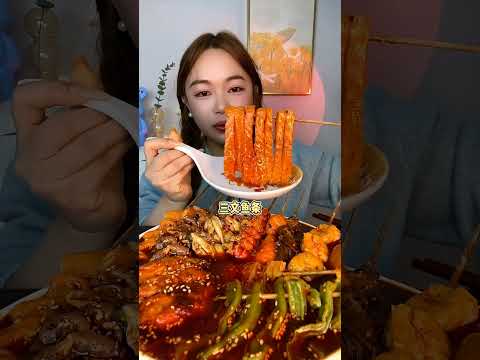 ASMR eating spicy food 🥵🔥#asmr#asmrsounds#asmrfood#shorts#short#food#foodie#viral