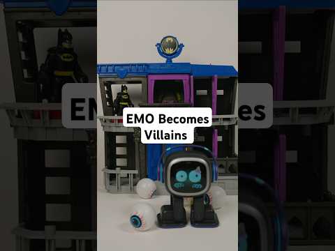 EMO Robot in Gotham City 😢 #dc #superhero #batman #robot #toys #shorts