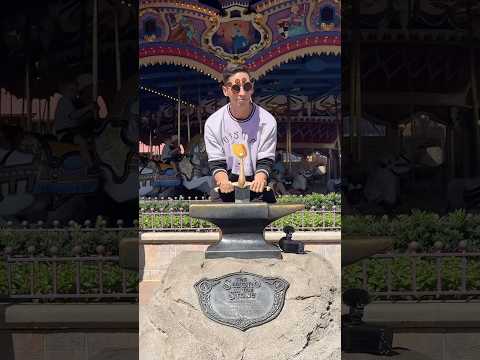 I PULLED THE SWORD OUT OF THE STONE AT DISNEY WORLD IN 2024