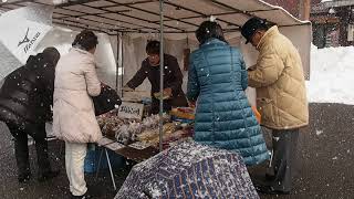 高山陣屋前大雪