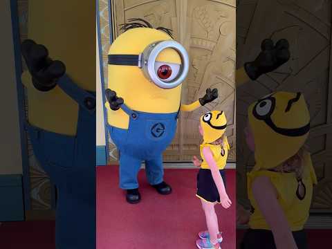 Dancing with Stuart #minions #minionland #despicableme