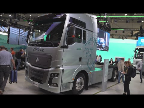 Sinotruk SITRAK C9H HD EV Tractor Truck (2025) Exterior and Interior