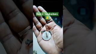 Devi Lakshmi ka video 🙏 Jai shree Krishna radhe radhe please like subscribe karo everyone 🙏🌼🌹🌹#laxmi