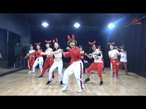 LAST CHRISTMAS | Lớp 18h 246 Nguyễn Chí Thanh | Zumba Fitness Vietnam| Lamita