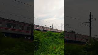 KERETA SENJA KRL VIRAL #music #travel #keretaapi #keretaapituttuttut #keretaapiindonesia