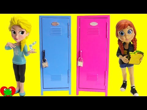 Frozen Anna Opens Back to School Lockers Surprises with Elsa