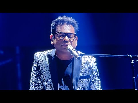 AR Rahman Live in Concert Abu Dhabi -  Mustafa Mustafa - Kadhal Desam