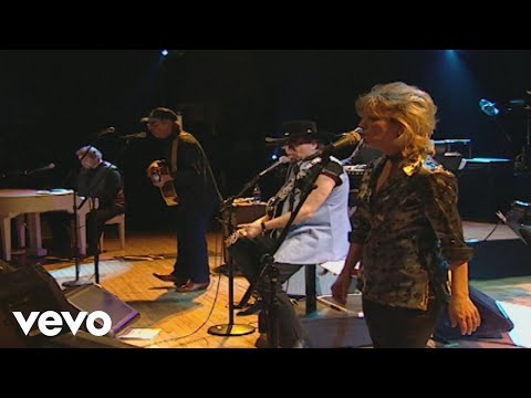 It's The World's Gone Crazy (Cotillion) (Never Say Die: The Final Concert Film, Nashville, Jan. '00)