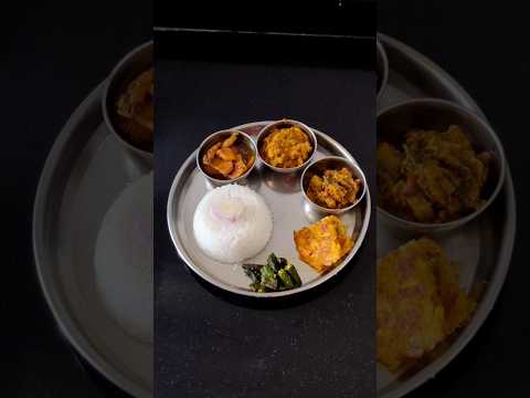 #lunch #lunchthali #shorts #shortvideo