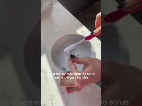 Jewelry cleaning