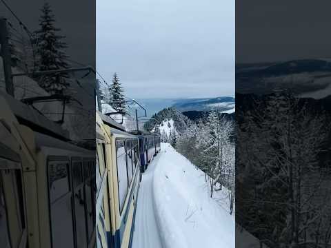 taking a train to the NORTH POLE in SWITZERLAND?! 🇨🇭🎅🏻❄️