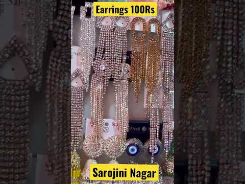 Sarojini Nagar Market Earrings 100Rs #delhimarket #youtubeshorts #ytshort #shorts