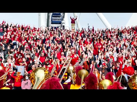 USC Trojan Marching Band Navy Pier Rally ft. 'Confident' by Demi Lovato