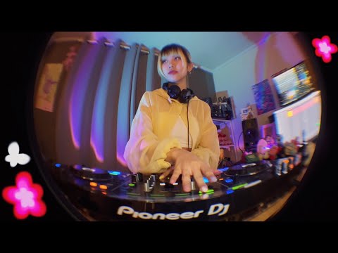 'Summertime ~ DJ Set' by yunji (hiphop/house/chill)