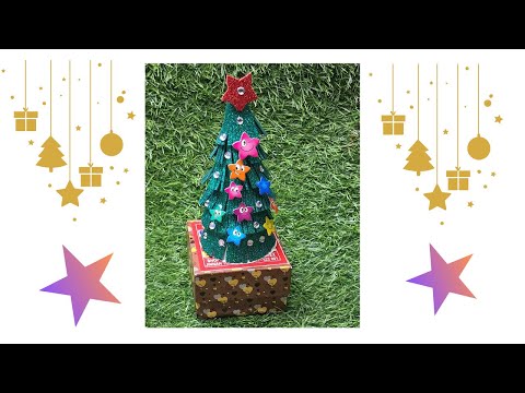 How to Make a Christmas Tree Out of Foam Sheets