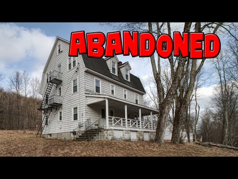 I Found an Abandoned Time Capsule House Deep In The Woods!!