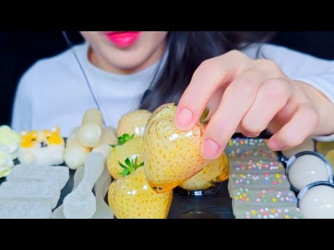 ASMR White Kohakuto, Candied Strawberry Eating Vlog, 화이트 코하쿠토, 설탕에 절인 딸기 먹기 @SongyiASMR