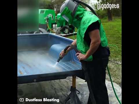 Dustless Blasting for graffiti removal③ #gigadgets #cleaningtips #satisfying #cleaning #graffiti