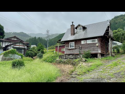 4K Japan Walk | Rainy Day Hillside Walking Tour - Japanese Countryside Village Nagano, Japan