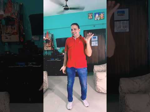 Main Toh Raste Se Ja Raha Tha #trendingshorts #ytshorts #shortvideo #dancevideo #govinda #dance