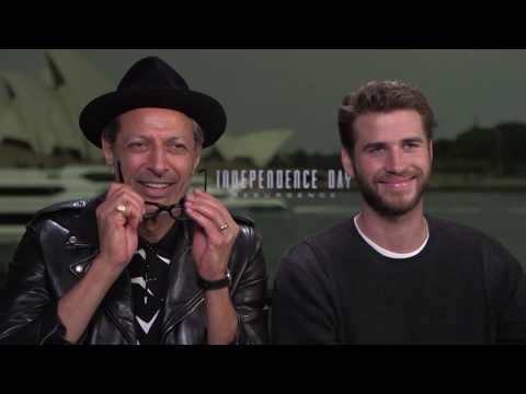 Independence Day: Resurgence  Liam Hemsworth VS.Jeff Goldblum interview.  ID4星際重生 連恩漢斯沃 VS.  傑夫高布倫