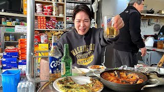 동네슈퍼에서 때리는 낮술의 맛 (ft. 80대 주인 할머니의 음식솜씨)