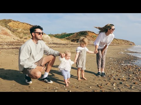 Surprise Trip For Ottie's 3rd Birthday | Vlogust Day 29