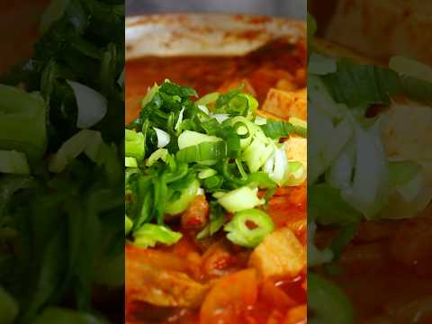 How to make kimchi-jjigae! #food #recipe #kimchisoup #cooking