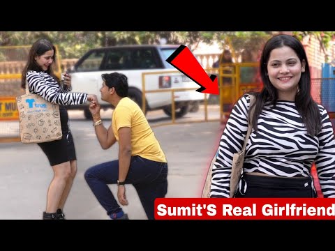 Finally Sumit Cool Girlfriend  Reveal 😍😍 // Prank