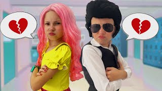 Alice and Johny - love story at school with friends