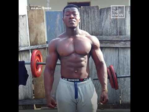 Man in Ghana uses old car parts and cement blocks to get ripped