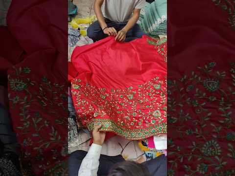 laal rang ki saree.... embroidery design.. multi colour thread embroidery.. #ssbytwisha