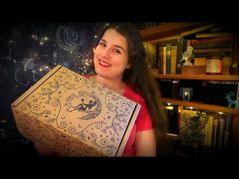 Fairyloot A MOTH TO THE FLAME February Unboxing, Fairyloot Vs Owlcrate Who did it better? 🧚🏻‍♀️📚🦉