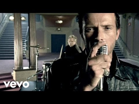 Velvet Revolver - The Last Fight (Official Video - Alternate Version)