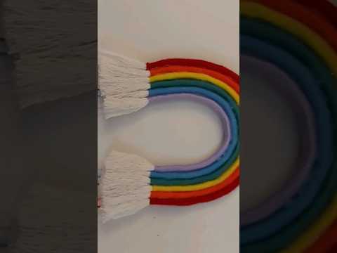 DIY Rainbow Macrame Wall Hanging #walldecorationideas