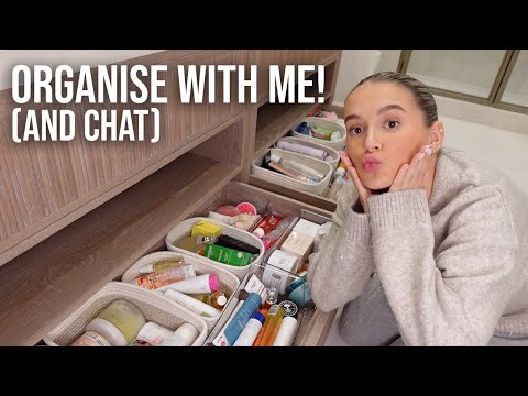 ORGANISE MY BATHROOM WITH ME…AND CHAT🛁🫧🫶🏼 | MOLLYMAE