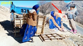 Buying Somayeh to build a hut in the heart of the snowy mountains!