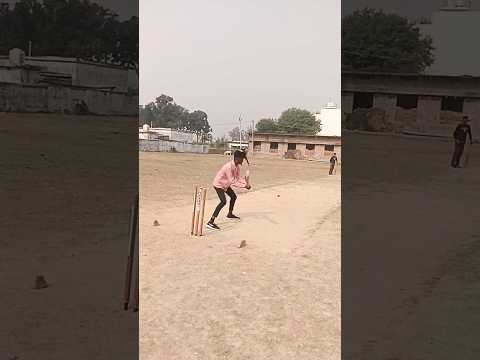 ऐसे कैसे छोड़ देंगे || #cricket #cricketlover #bobby_4uhh #bowling #bowled #ipl #ipl2024 #sports #yt