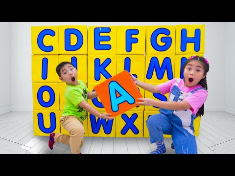 Annie and Johnny Learn ABC English Alphabets Box together_Team-up Lesson