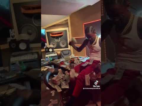 Rich Homie Quan first TikTok (Plays New Song)