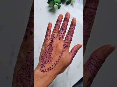 Lets try purple glitter henna 💜 #henna #mehndi #purplehenna