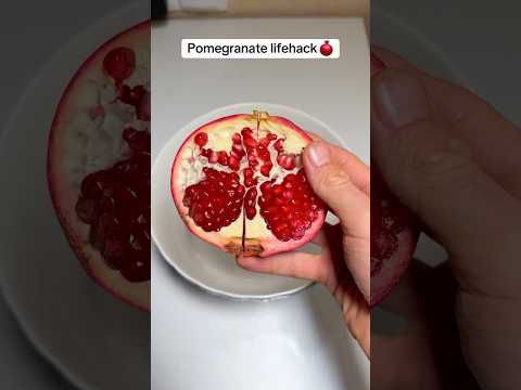 How to peel a pomegranate fast 👌🏻