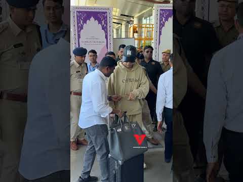 Karan Johar, Lakshya Kapoor And Apurva At Jaipur Spotted Airport